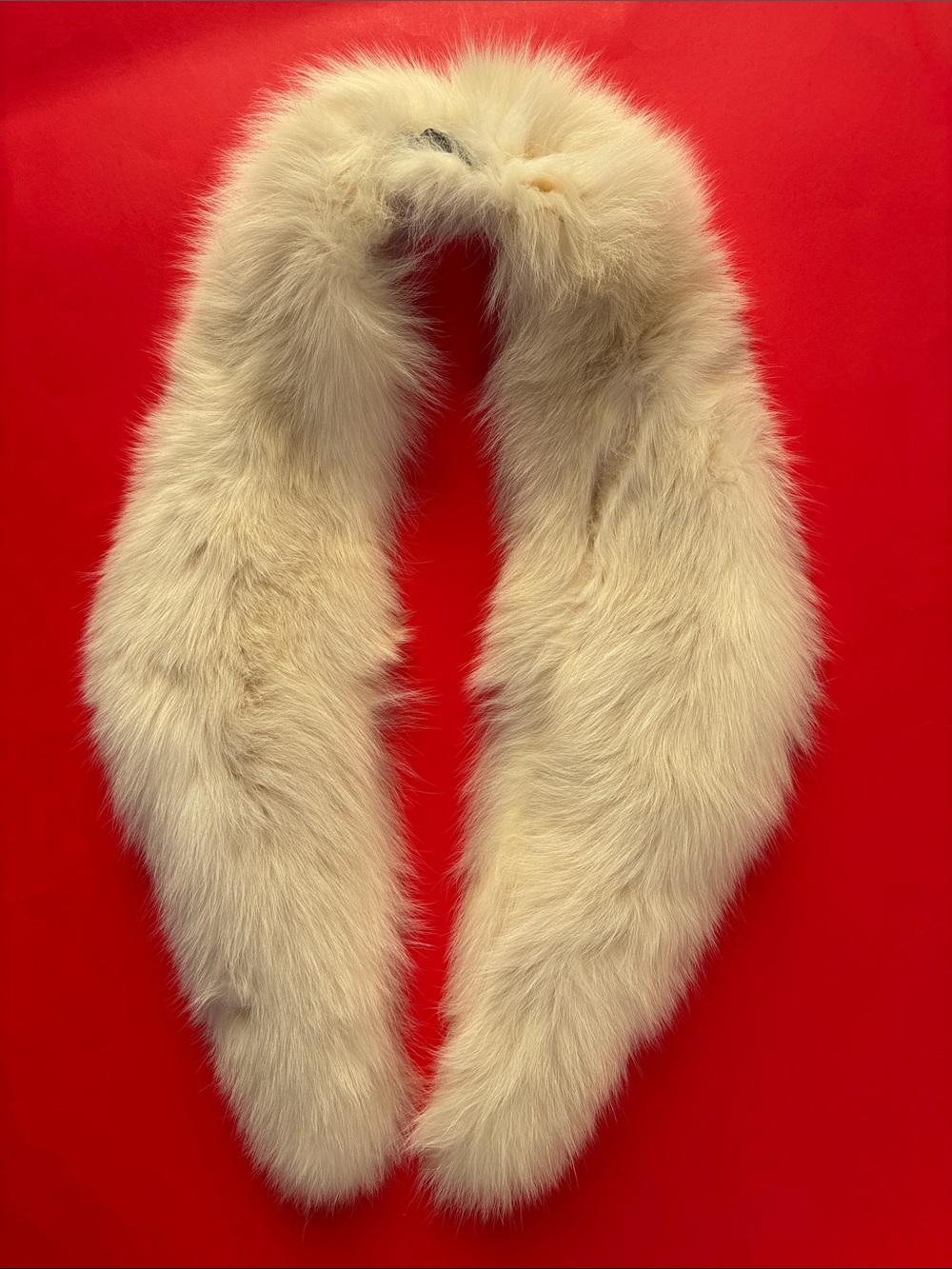 Luxurious Glamorous Cream Faux Fur Button On Coat Collar Scarf W/Satin Lining